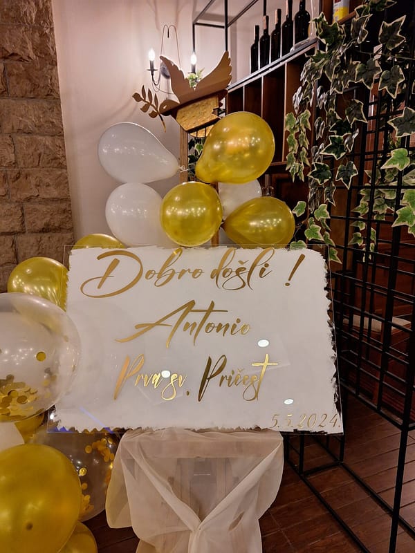 DEK1 Tabla dobrodošlice Pričest